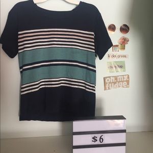 aeropostale blue light pink and white t-shirt